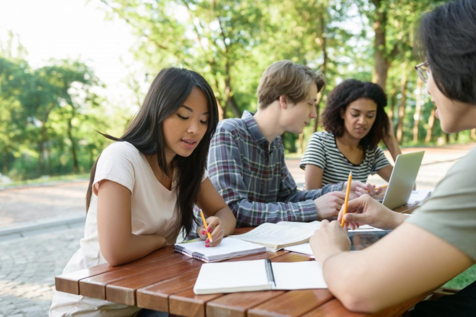 Interactive financial learning session